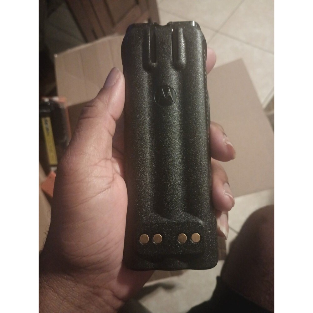 Motorola RNN4006B 7.5V Nickel-Metal Hydride Battery 2 Way Radio Battery